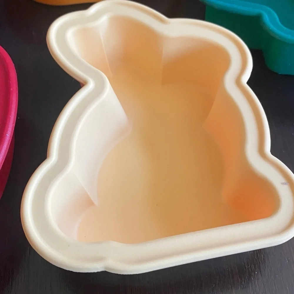 KitchenAid Multicolor Holiday Silicone Baking Molds. Set of 5. Oven Safe.